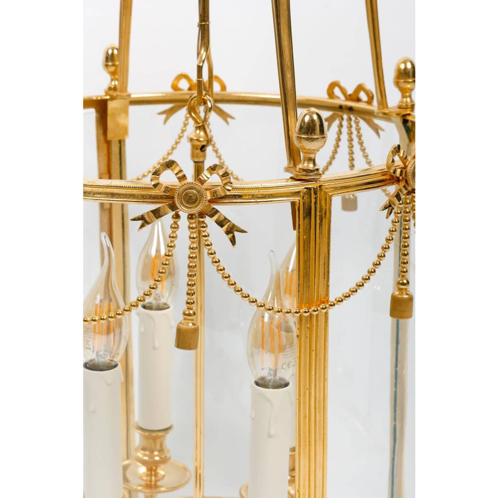 Lanterne de style Louis XVI. | Biron Lanterne de style Louis XVI.
