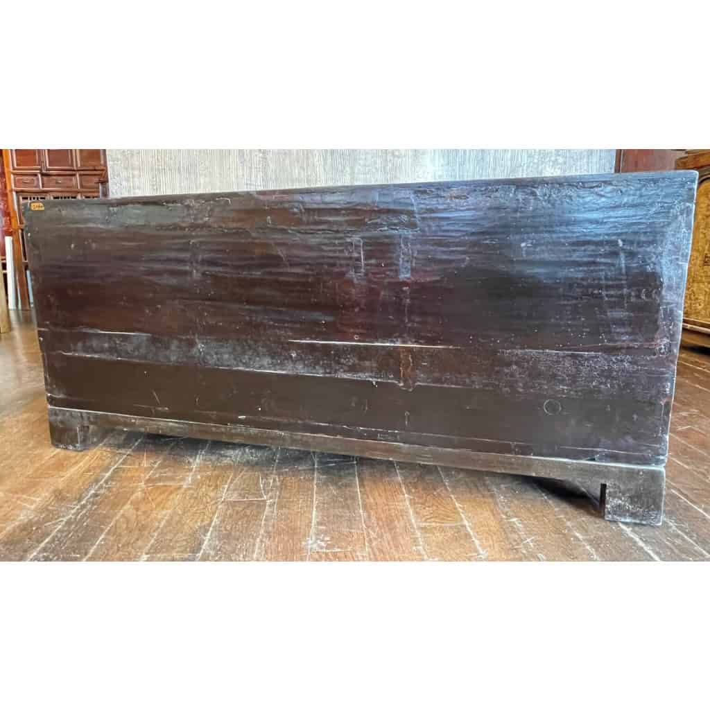 Meuble bas sur socle – Chine antique | Biron Meuble bas sur socle - Chine antique