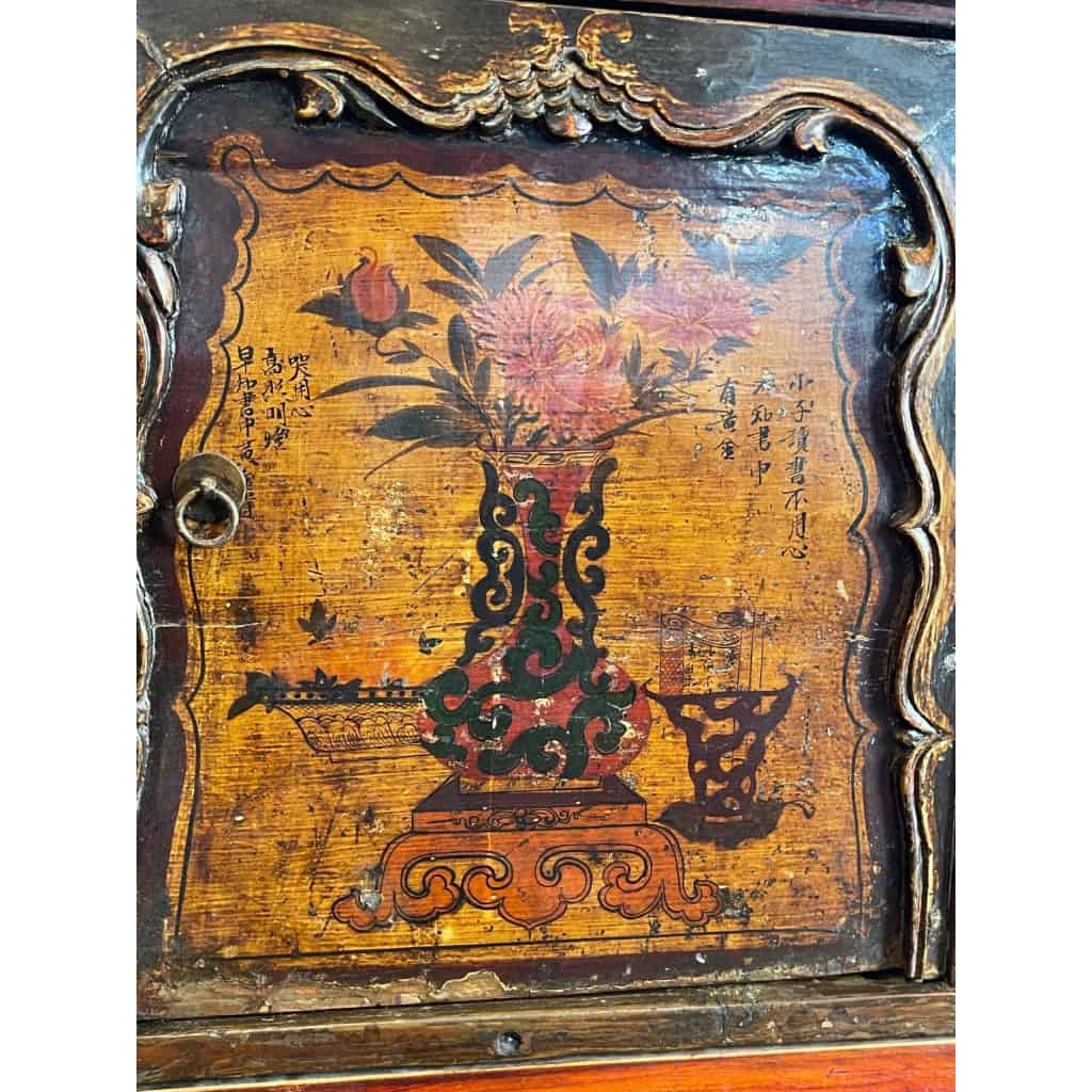 Meuble bas sur socle – Chine antique | Biron Meuble bas sur socle - Chine antique