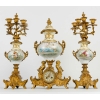 Garniture de cheminée en bronze doré et porcelaine de Sèvres | Biron |||||||||||||||||