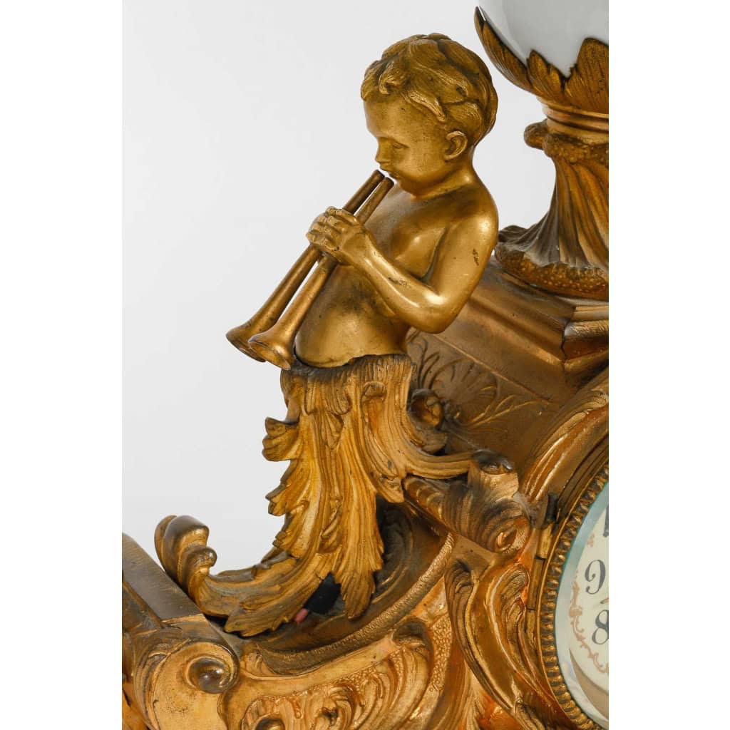 Garniture de cheminée en bronze doré et porcelaine de Sèvres | Biron Garniture de cheminée en bronze doré et porcelaine de Sèvres