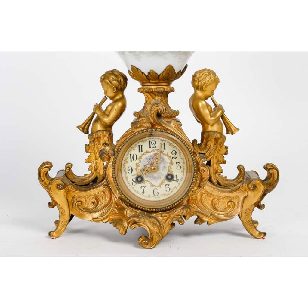 Garniture de cheminée en bronze doré et porcelaine de Sèvres | Biron Garniture de cheminée en bronze doré et porcelaine de Sèvres