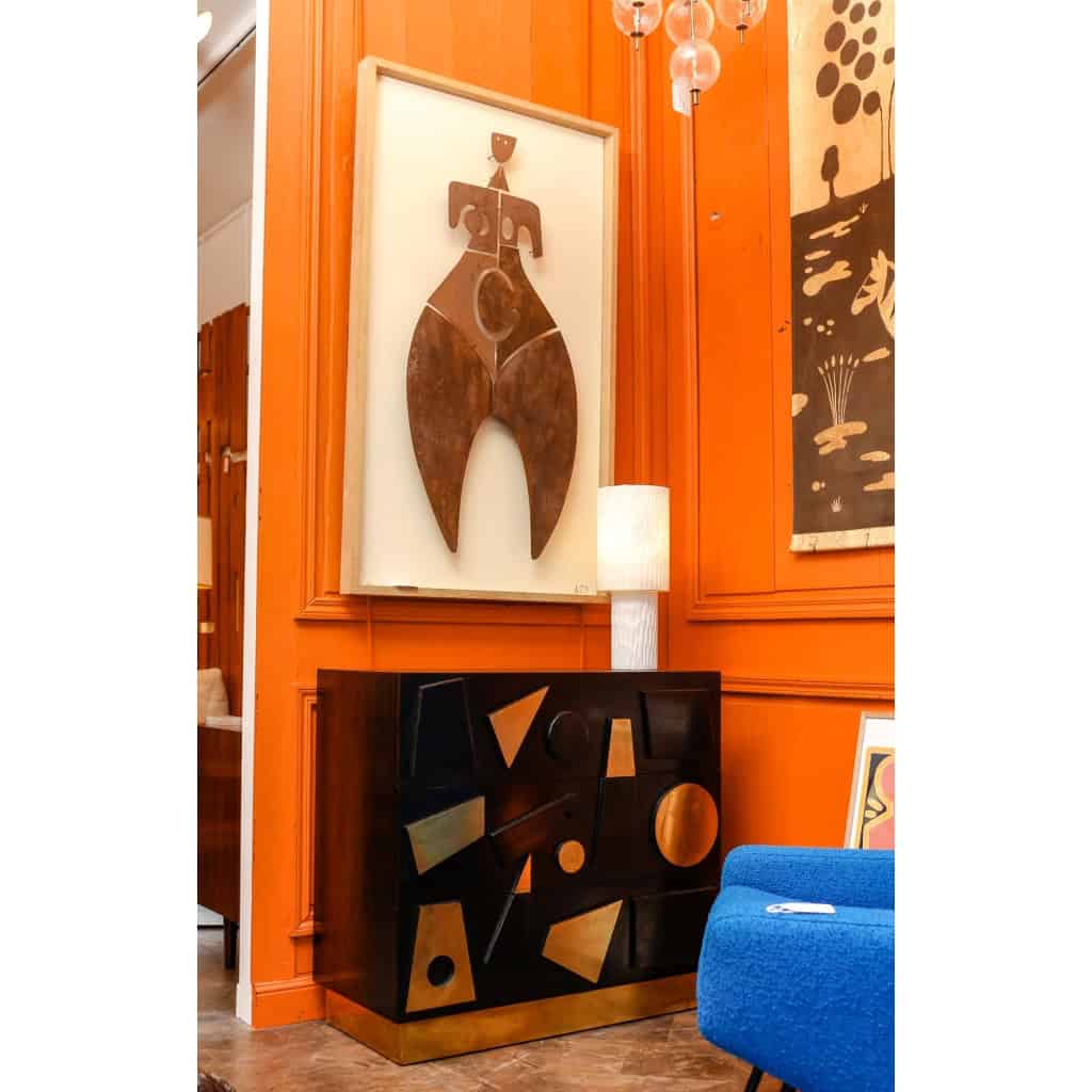 Paire de commodes en frêne laqué noir et laiton doré. Contemporain. | Biron |||||