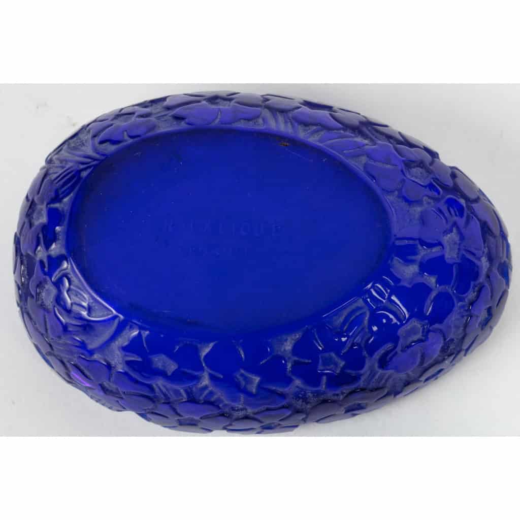 Boîte « Pervenches » verre bleu cobalt de René LALIQUE | Biron Boîte "Pervenches" verre bleu cobalt de René LALIQUE