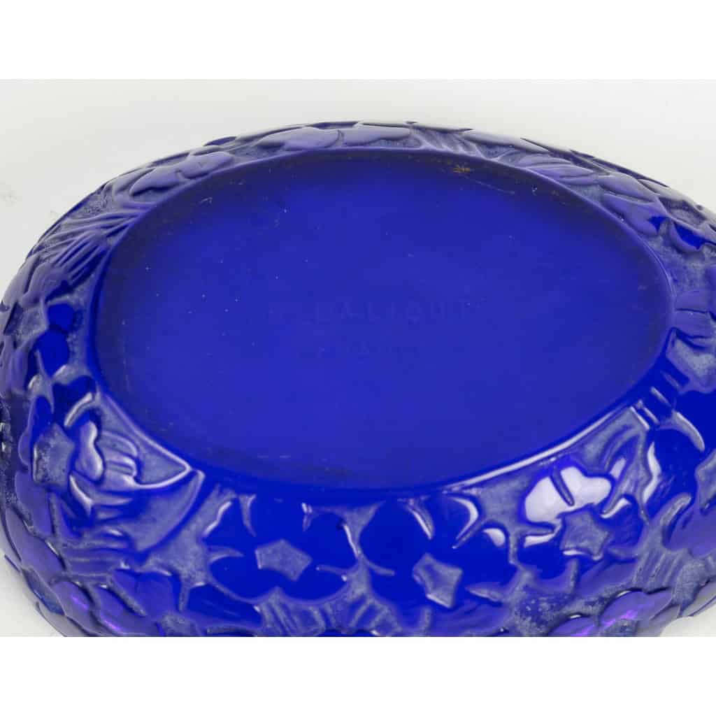 Boîte « Pervenches » verre bleu cobalt de René LALIQUE | Biron Boîte "Pervenches" verre bleu cobalt de René LALIQUE