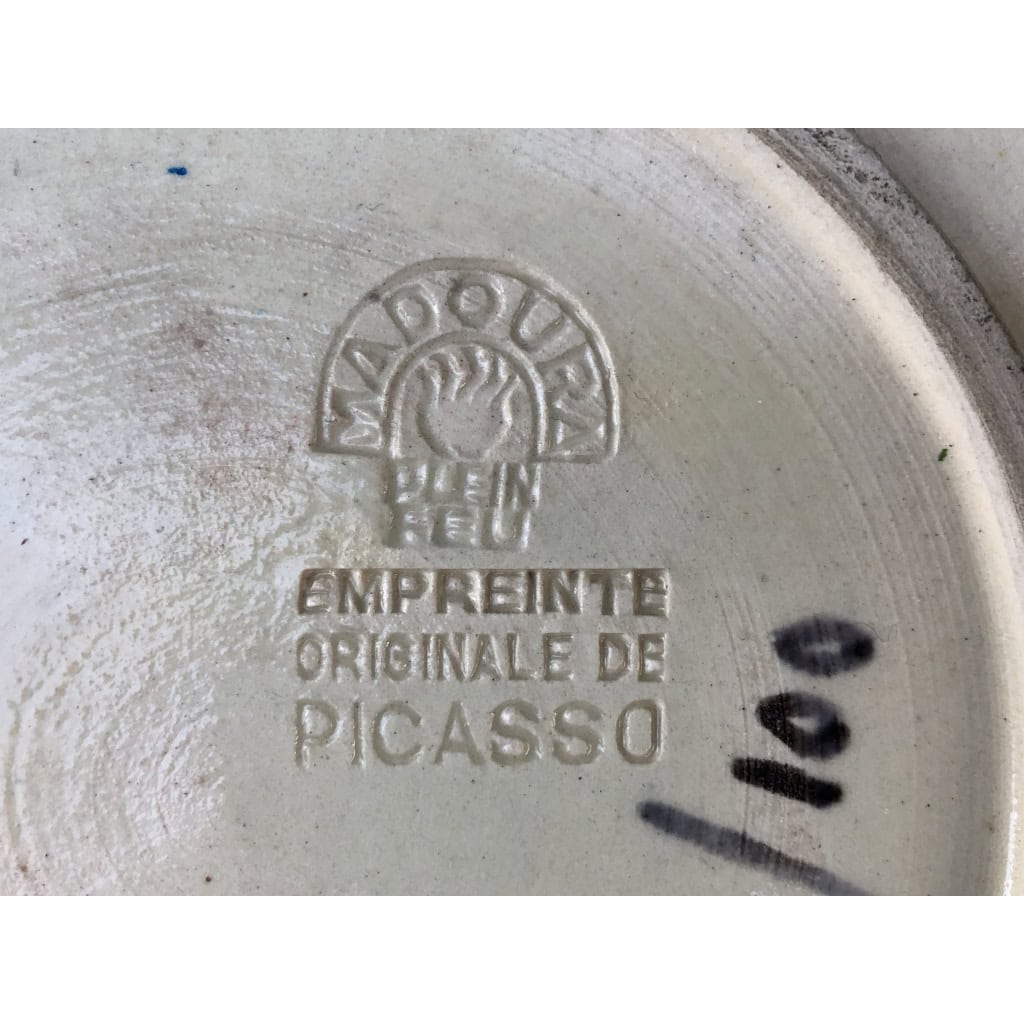 PICASSO Pablo & MADOURA Homme barbu 1959 Assiette en faïence signée Certificat d’authenticité | Biron PICASSO Pablo & MADOURA Homme barbu 1959 Assiette en faïence signée Certificat d’authenticité