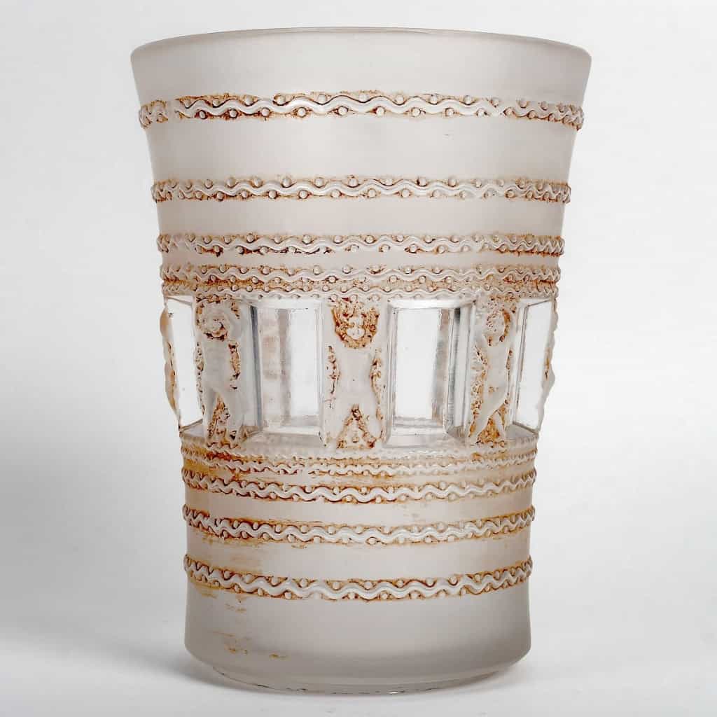Vase « Florence » verre blanc patiné sépia de René LALIQUE | Biron Vase "Florence" verre blanc patiné sépia de René LALIQUE