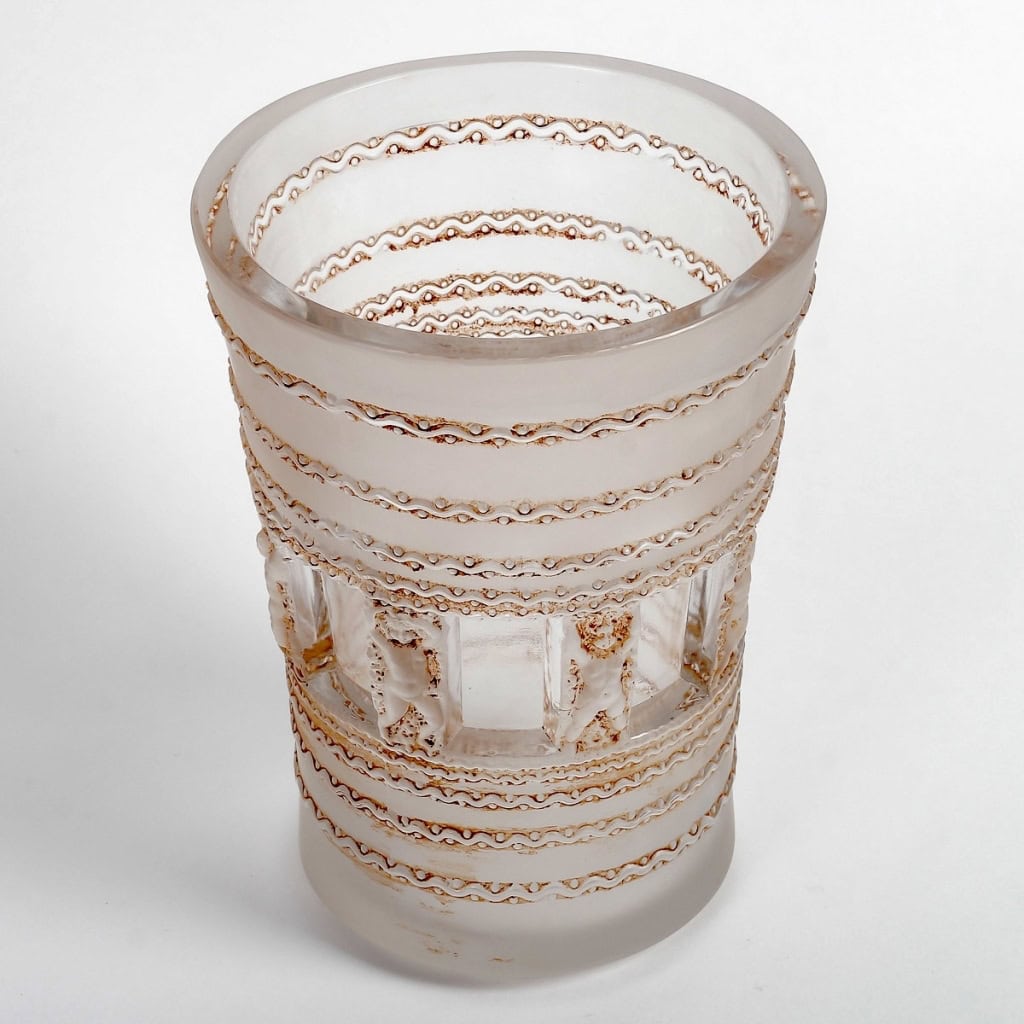 Vase « Florence » verre blanc patiné sépia de René LALIQUE | Biron Vase "Florence" verre blanc patiné sépia de René LALIQUE