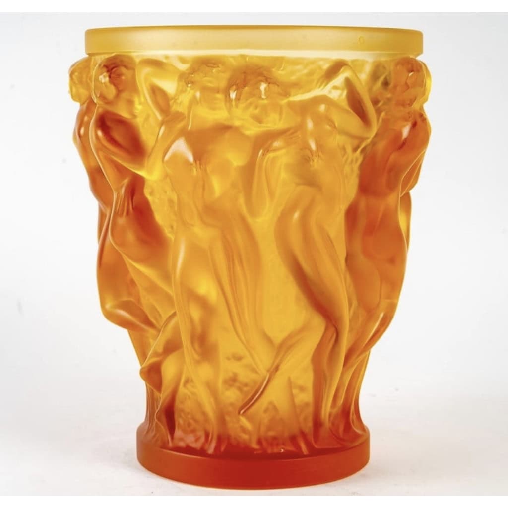 Vase « Bacchantes » cristal jaune ambré de LALIQUE FRANCE | Biron Vase "Bacchantes" cristal jaune ambré de LALIQUE FRANCE