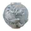Vase « Formose » verre opalescent double couche patiné bleu de René LALIQUE | Biron ||||||