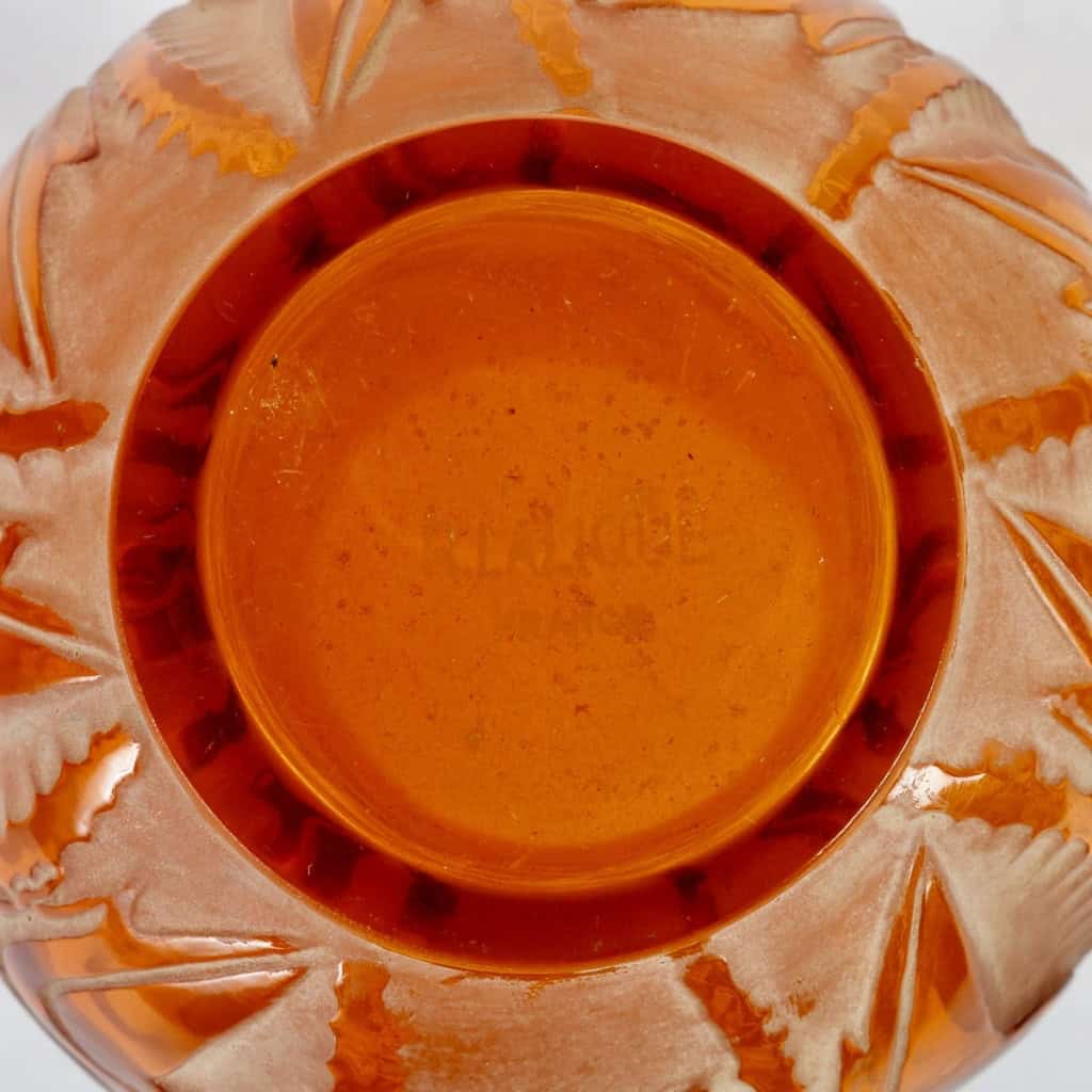 Vase « Canards » verre jaune ambré patiné beige de René LALIQUE | Biron Vase "Canards" verre jaune ambré patiné beige de René LALIQUE