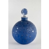 Flacon Géant « Dans La Nuit » verre blanc patiné bleu de René LALIQUE | Biron Flacon Géant "Dans La Nuit" verre blanc patiné bleu de René LALIQUE