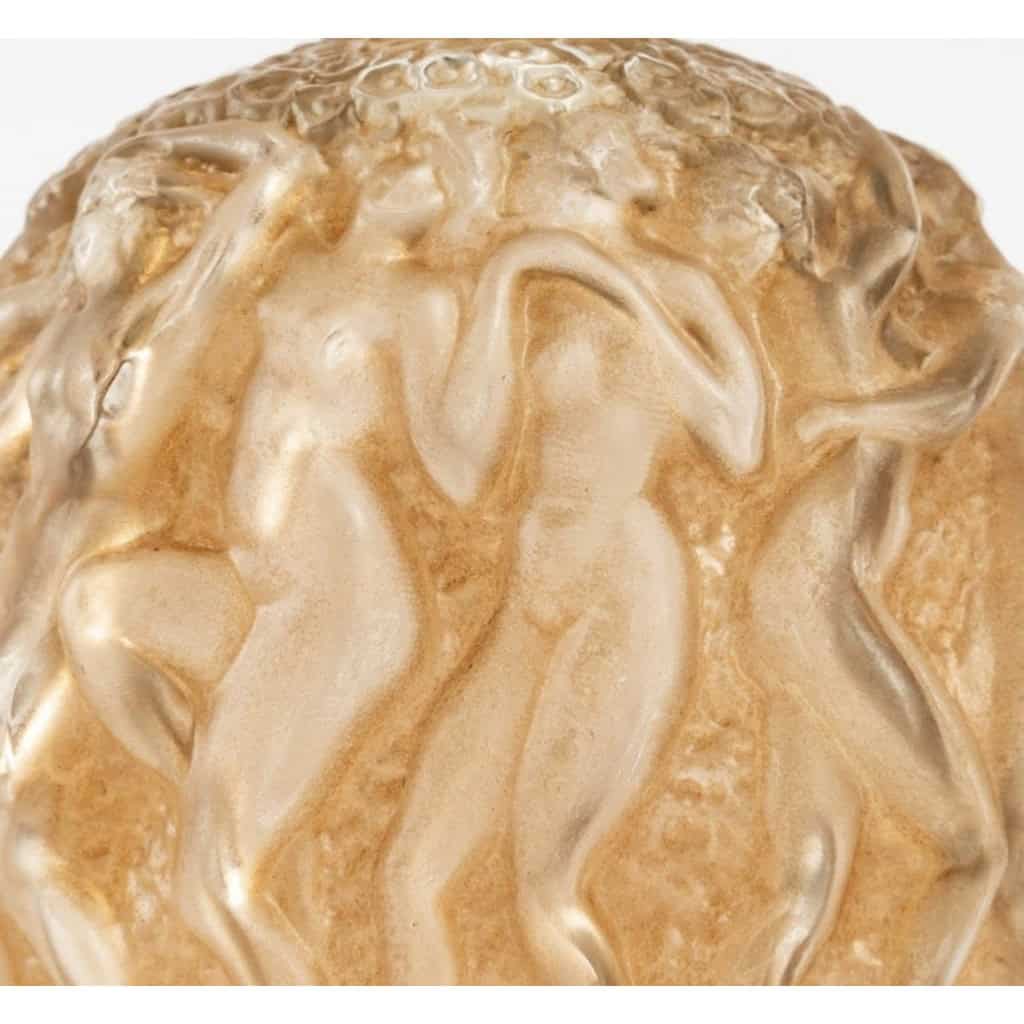 Flacon « Calendal » verre blanc patiné sépia de René LALIQUE pour Molinard | Biron Flacon "Calendal" verre blanc patiné sépia de René LALIQUE pour Molinard
