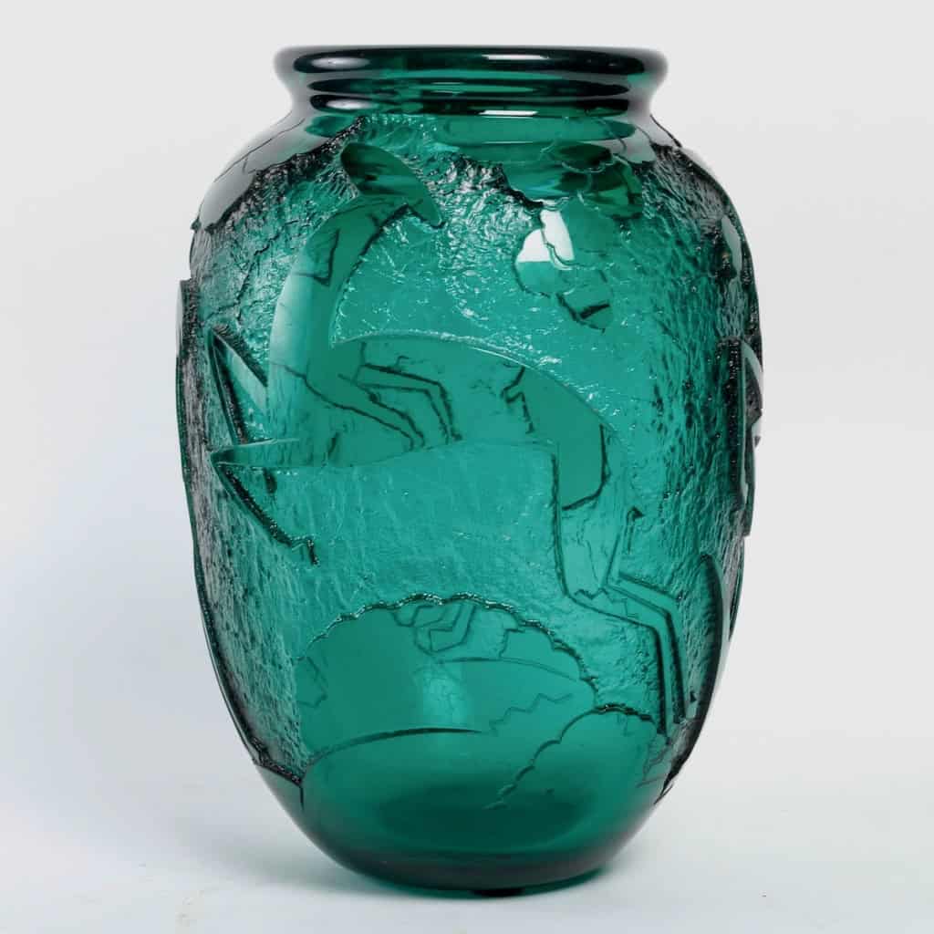Daum Nancy France Rare et Important Vase en Verre épais Circa 1930 | Biron |||||||