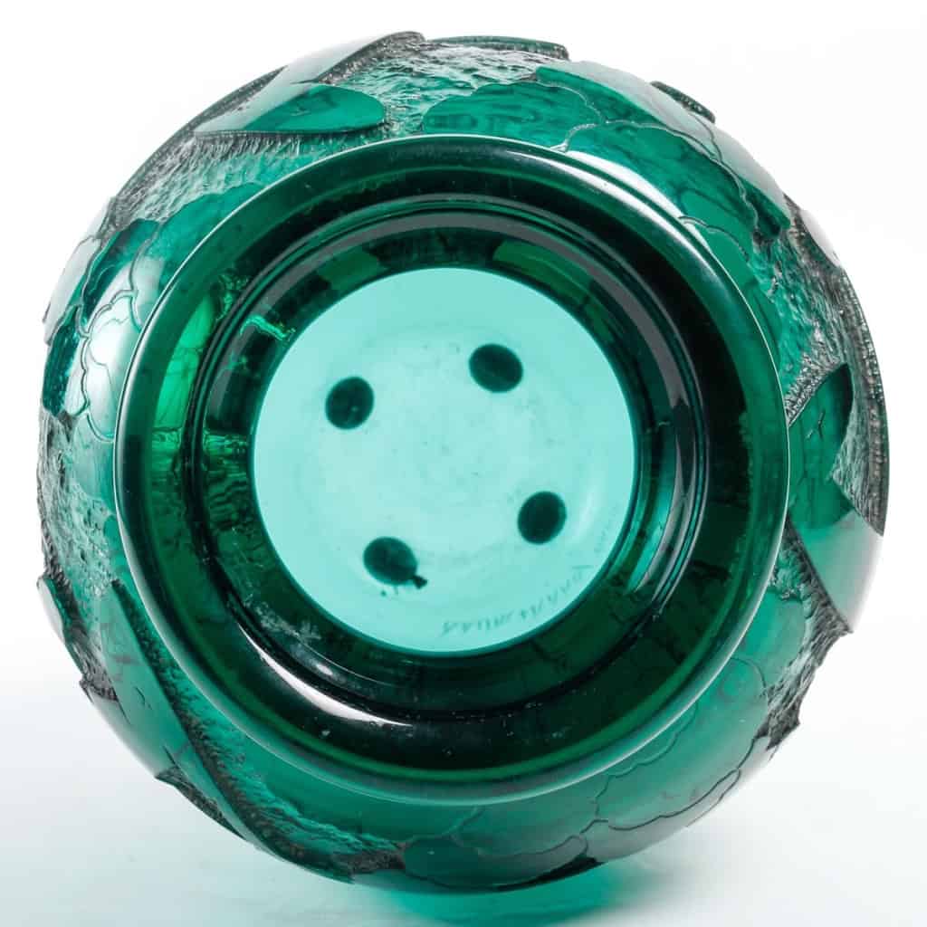 Daum Nancy France Rare et Important Vase en Verre épais Circa 1930 | Biron Daum Nancy France Rare et Important Vase en Verre épais Circa 1930