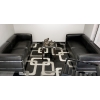 Paire de Canapés LC3 cuir noir de Le Corbusier & Cassina