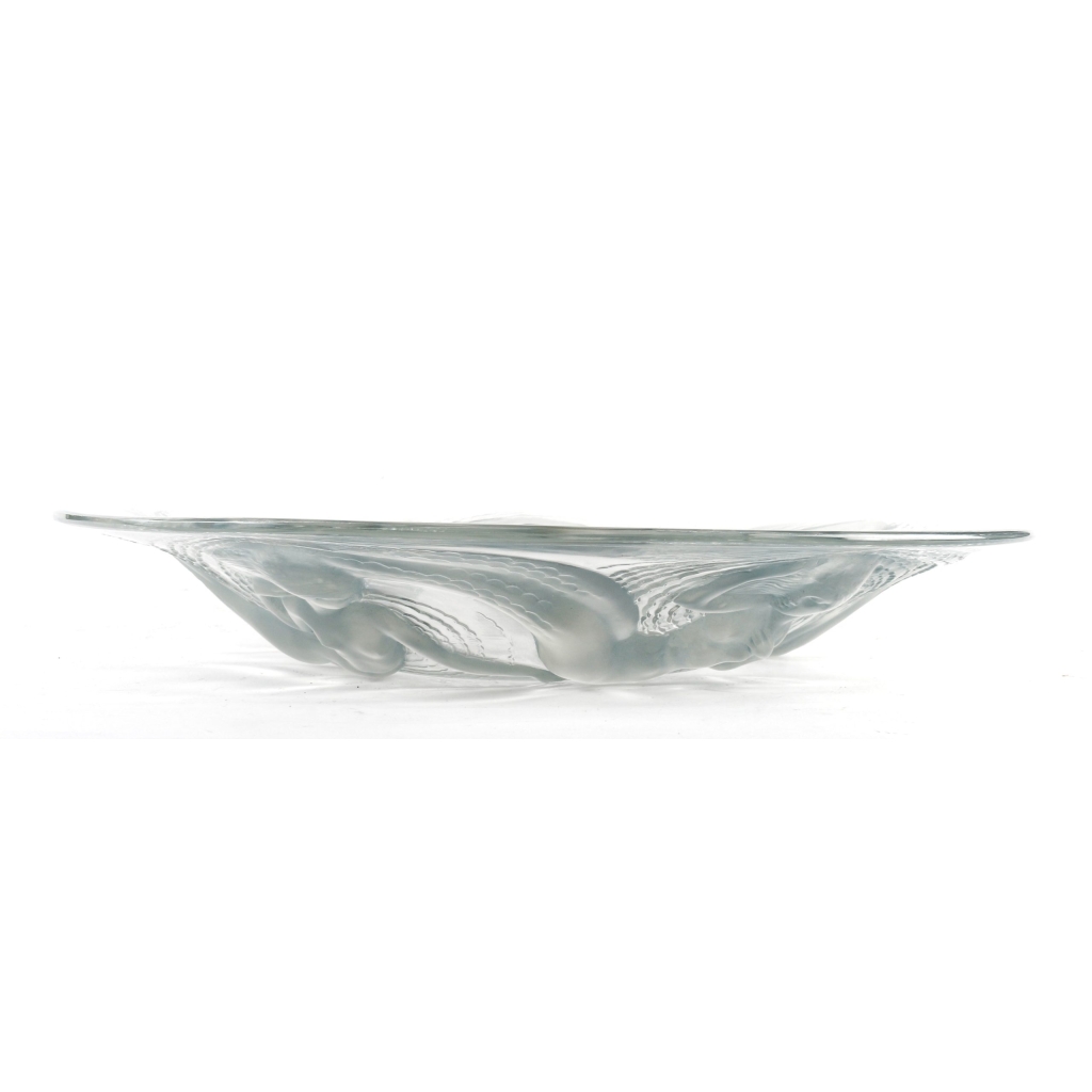 Coupe « Calypso » verre blanc patiné bleu de René LALIQUE | Biron Coupe "Calypso" verre blanc patiné bleu de René LALIQUE