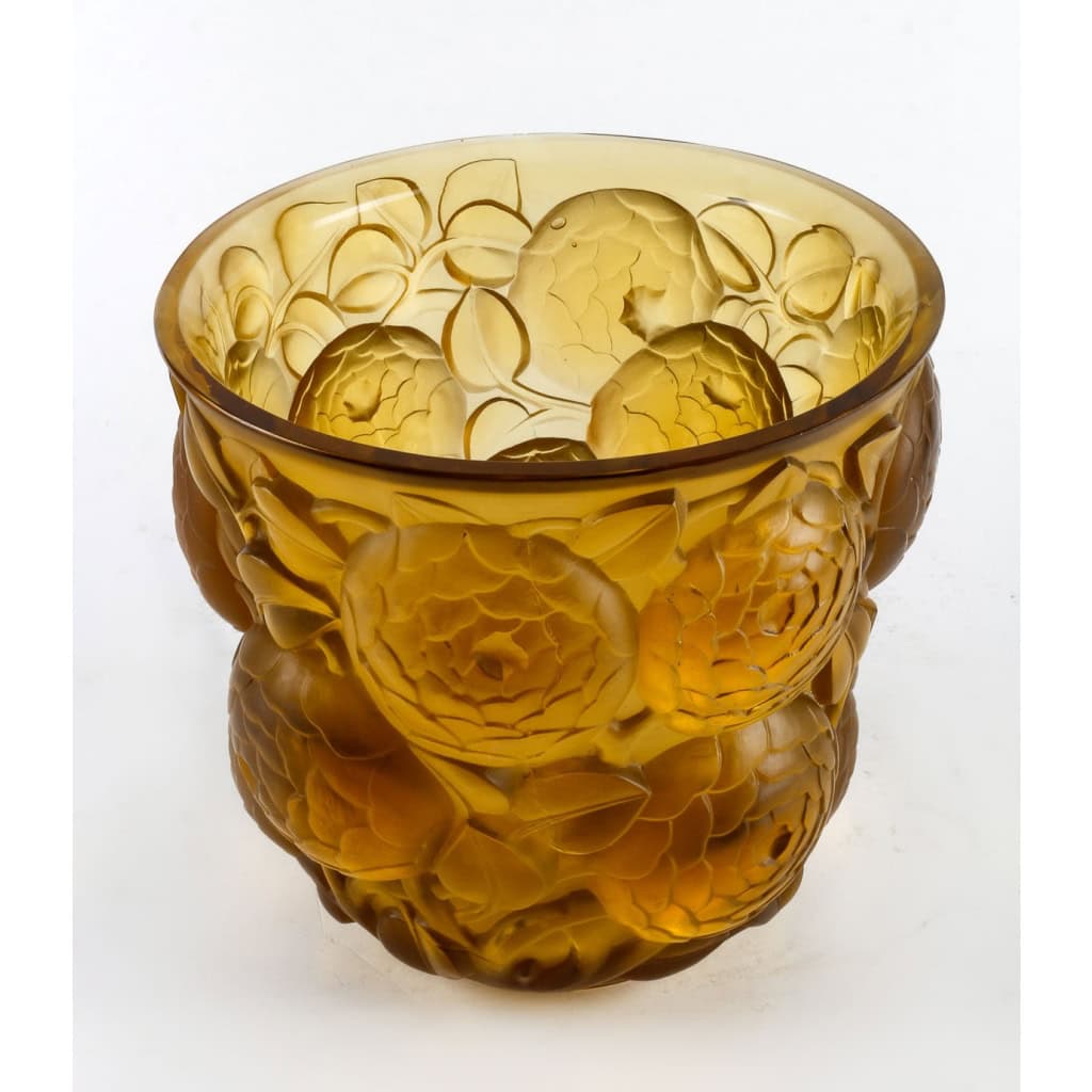 Vase « Oran » verre jaune ambré de René LALIQUE | Biron Vase "Oran" verre jaune ambré de René LALIQUE