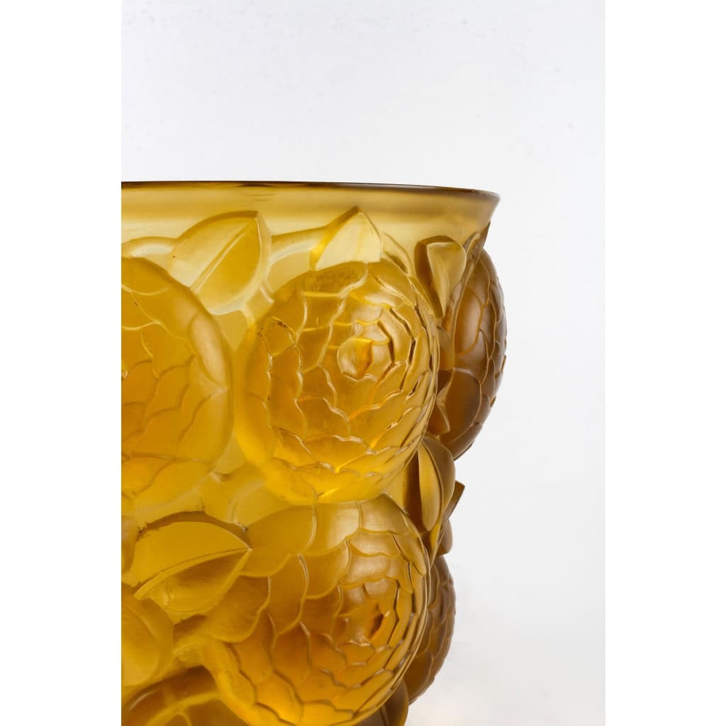 Vase « Oran » verre jaune ambré de René LALIQUE | Biron Vase "Oran" verre jaune ambré de René LALIQUE