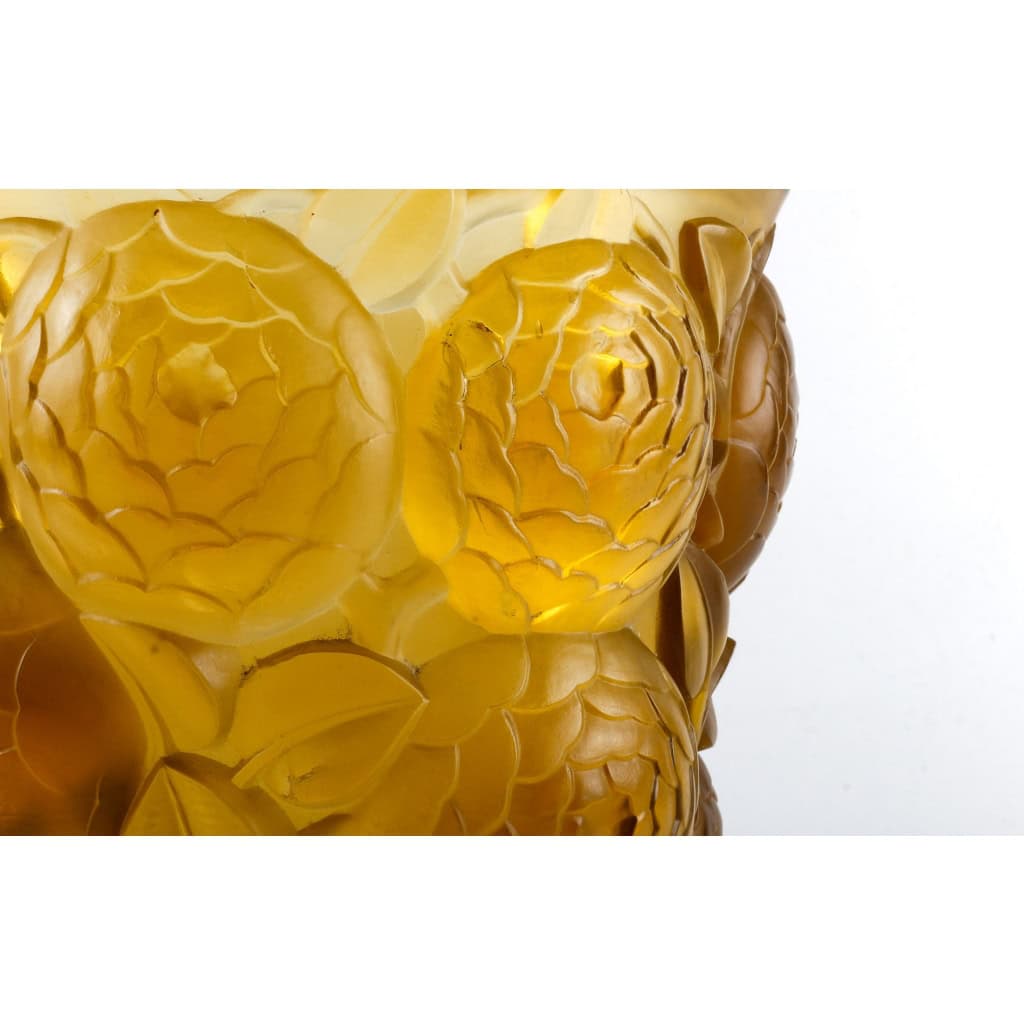 Vase « Oran » verre jaune ambré de René LALIQUE | Biron Vase "Oran" verre jaune ambré de René LALIQUE