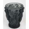 Vase « Bacchantes » cristal gris de LALIQUE FRANCE | Biron Vase "Bacchantes" cristal gris de LALIQUE FRANCE