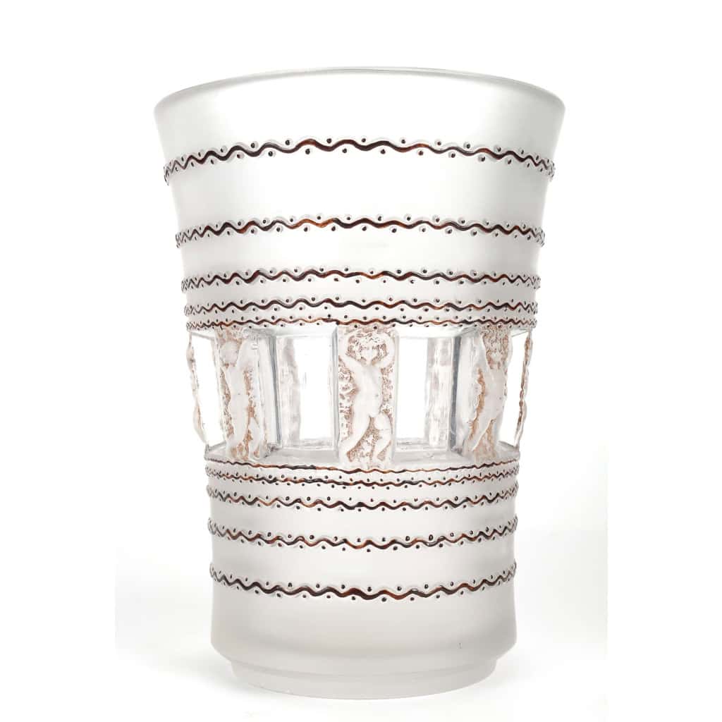 Vase « Florence » verre blanc patiné sépia et émaillé brun de René LALIQUE | Biron Vase "Florence" verre blanc patiné sépia et émaillé brun de René LALIQUE