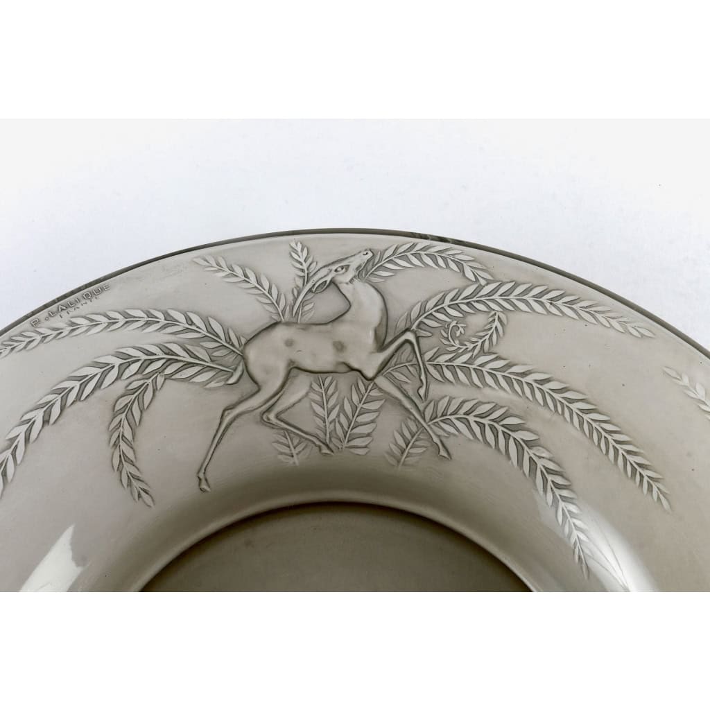 Coupe « Gazelles » verre gris topaze clair patiné de René LALIQUE | Biron Coupe "Gazelles" verre gris topaze clair patiné de René LALIQUE