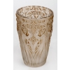 Vase « Coqs et Raisins » verre blanc patiné sépia de René LALIQUE | Biron Vase "Coqs et Raisins" verre blanc patiné sépia de René LALIQUE