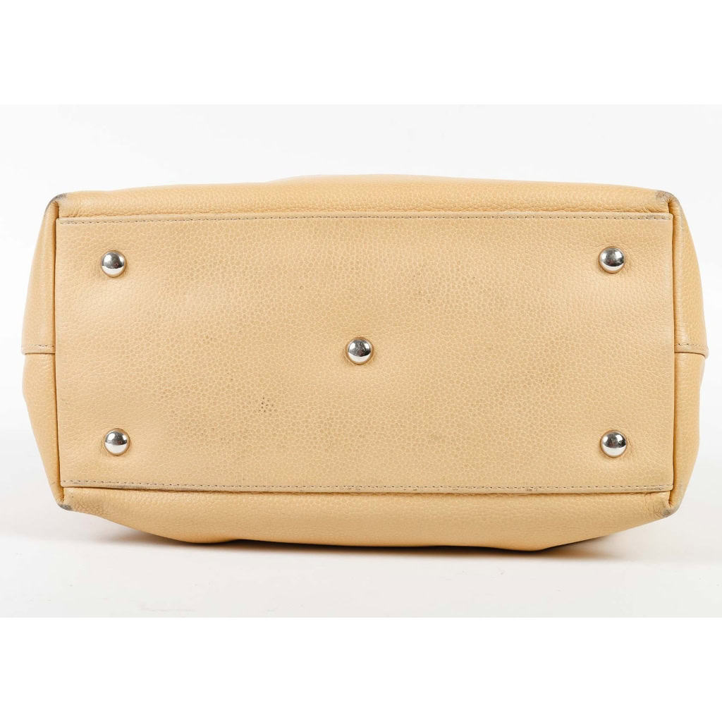 Sac à Main, Longchamp, Cuir Jaune, Boucle Chromée, XXème siècle.