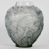 Vase « Archers » verre blanc patiné bleu de René LALIQUE | Biron ||||||||