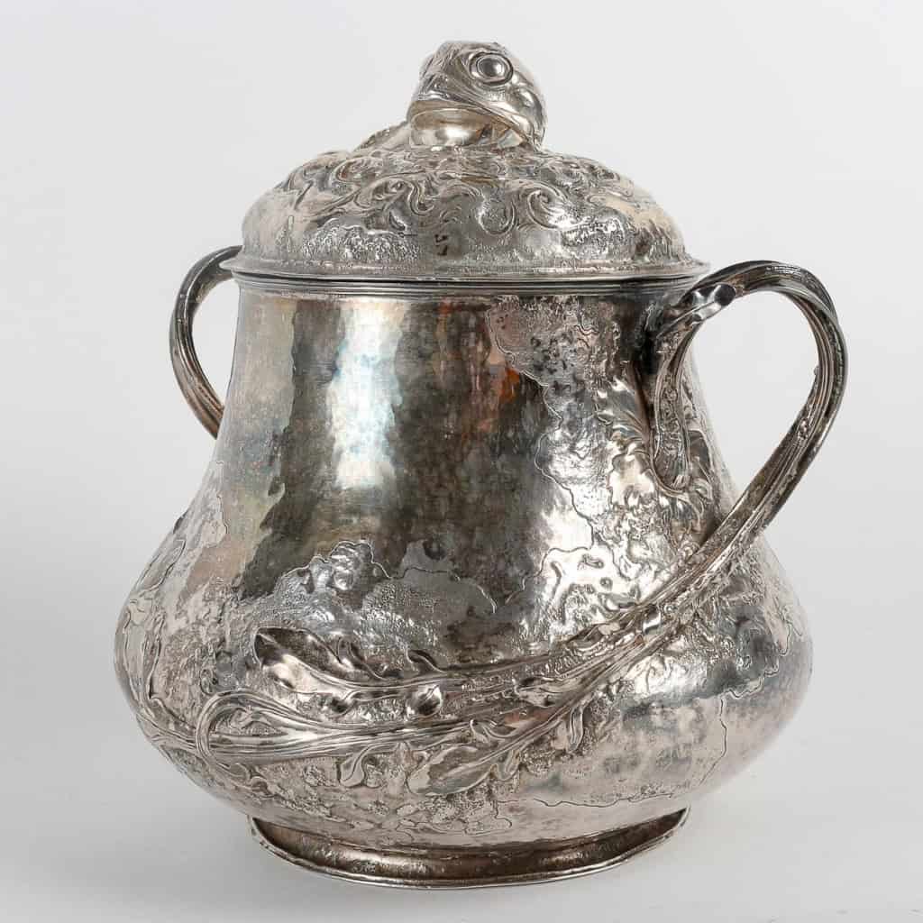 Henri Husson (1852-1914) & A.Hebrard Paris Fondeur, Sucrier Art Nouveau Naturaliste en Argent circa 1909 | Biron Henri Husson (1852-1914) & A.Hebrard Paris Fondeur, Sucrier Art Nouveau Naturaliste en Argent circa 1909