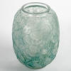 Vase « Monnaie du Pape » verre blanc patiné vert de René LALIQUE | Biron Vase "Monnaie du Pape" verre blanc patiné vert de René LALIQUE