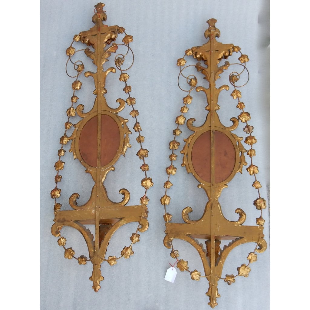 1950/70 Paire d’Appliques Bois Doré Venise Romantiques Console Et Guirlandes Miroirs Gravés Monsieur Et Madame | Biron 1950/70 Paire d’Appliques Bois Doré Venise Romantiques Console Et Guirlandes Miroirs Gravés Monsieur Et Madame