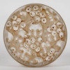 Boîte « Masques » verre blanc patiné sépia de René LALIQUE | Biron Boîte "Masques" verre blanc patiné sépia de René LALIQUE