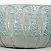 Coupe « Perruches » verre blanc patiné vert de René LALIQUE | Biron Coupe "Perruches" verre blanc patiné vert de René LALIQUE
