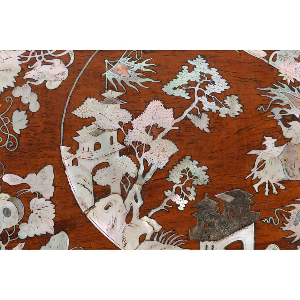 4 Panneaux d’un Coffret en Bois et Incrustation, Scènes Chinoises, XIXème Siècle. | Biron 4 Panneaux d’un Coffret en Bois et Incrustation, Scènes Chinoises, XIXème Siècle.