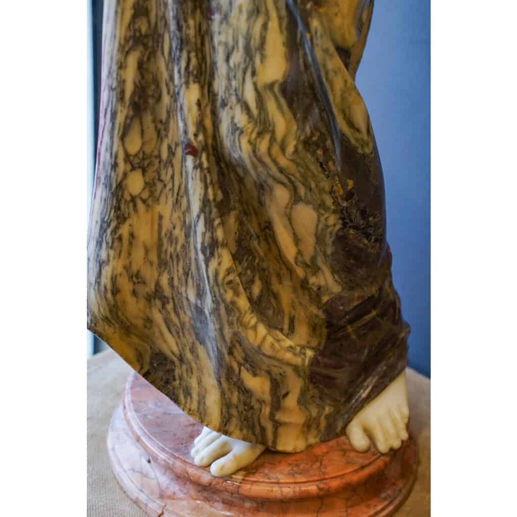 Sculpture en marbre et onyx de Puji, fin XIXème siècle | Biron Sculpture en marbre et onyx de Puji, fin XIXème siècle