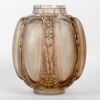 Vase « Six Figurines et Masques » verre blanc patiné sépia de René LALIQUE | Biron ||||||||