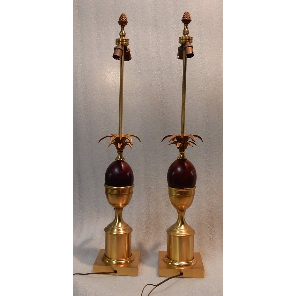 1970′ Paire De Lampes En Bronze Style Maison Charles Avec Oeuf En Bakélite Couleur Ambrée | Biron |||||||||