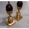 1970′ Paire De Lampes En Bronze Style Maison Charles Avec Oeuf En Bakélite Couleur Ambrée | Biron 1970′ Paire De Lampes En Bronze Style Maison Charles Avec Oeuf En Bakélite Couleur Ambrée