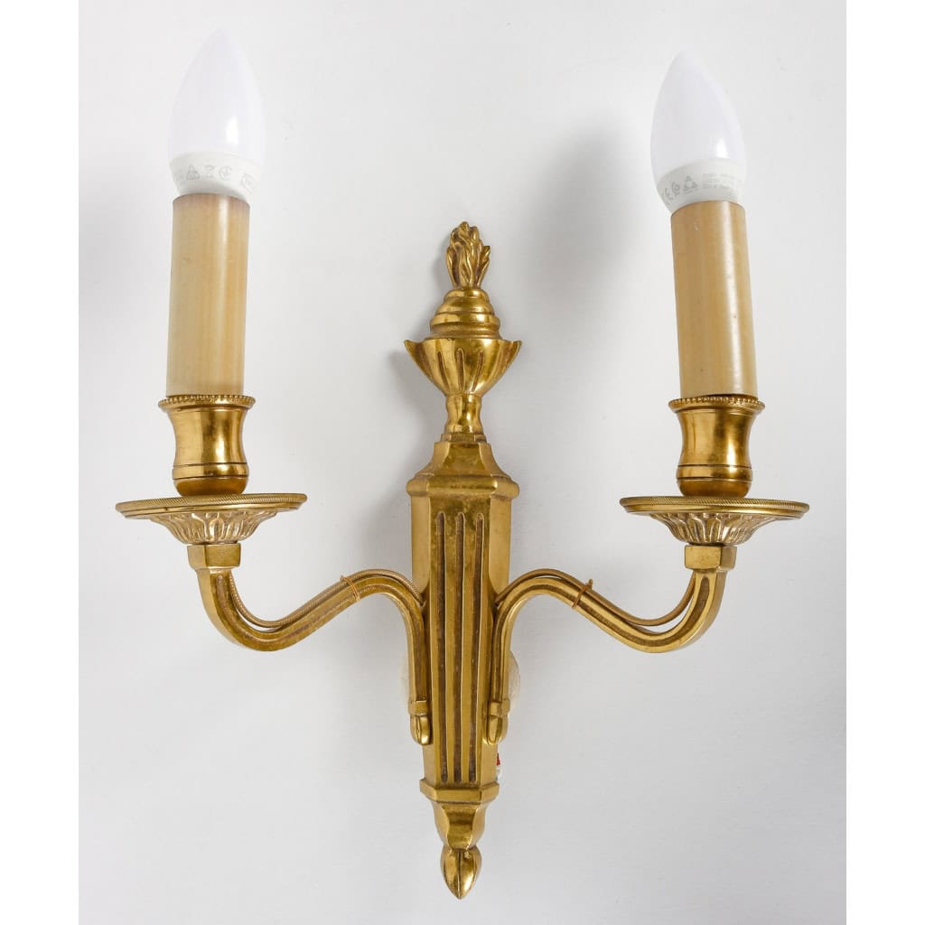 Suite de 4 appliques en plus d’une unique du XXème siècle | Biron Suite de 4 appliques en plus d'une unique du XXème siècle