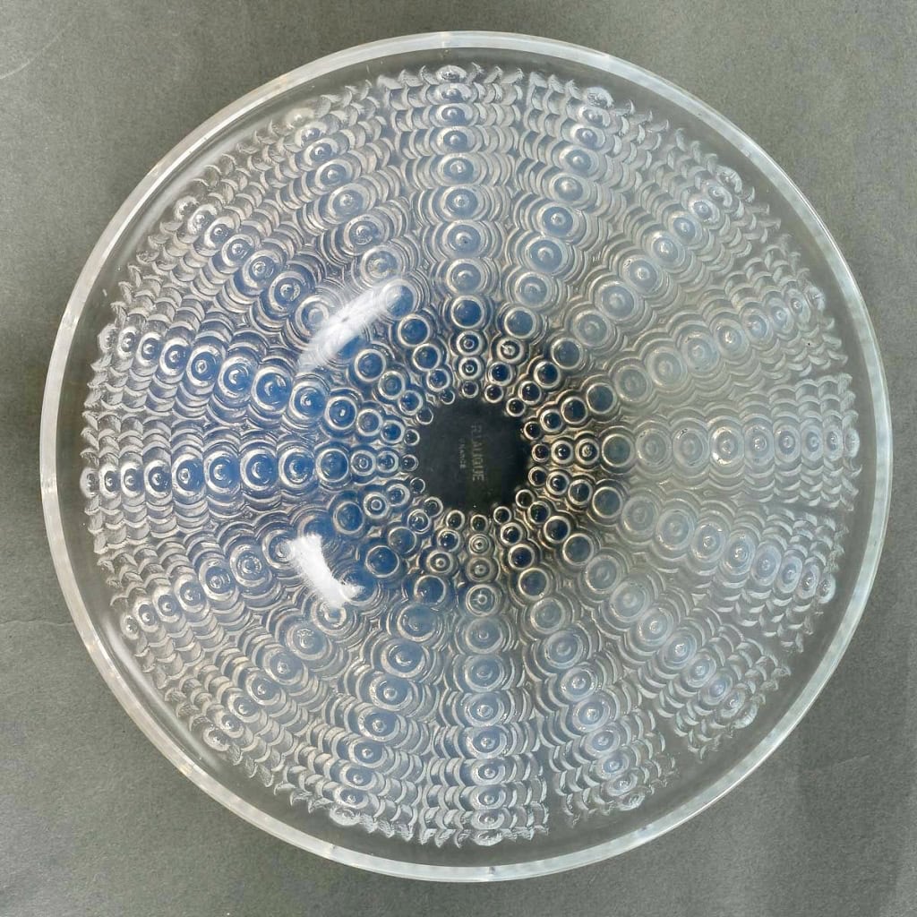 Coupe « Oursin » verre opalescent de René LALIQUE | Biron Coupe "Oursin" verre opalescent de René LALIQUE