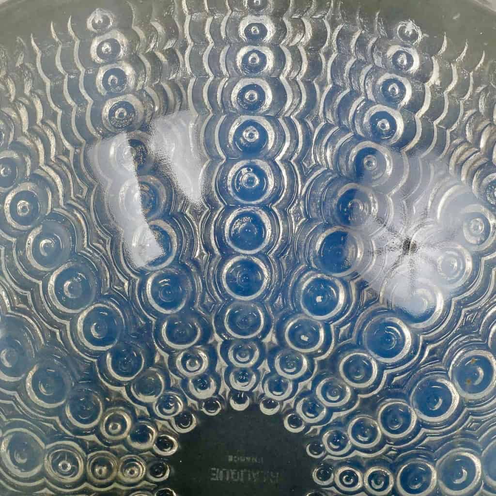 Coupe « Oursin » verre opalescent de René LALIQUE | Biron Coupe "Oursin" verre opalescent de René LALIQUE