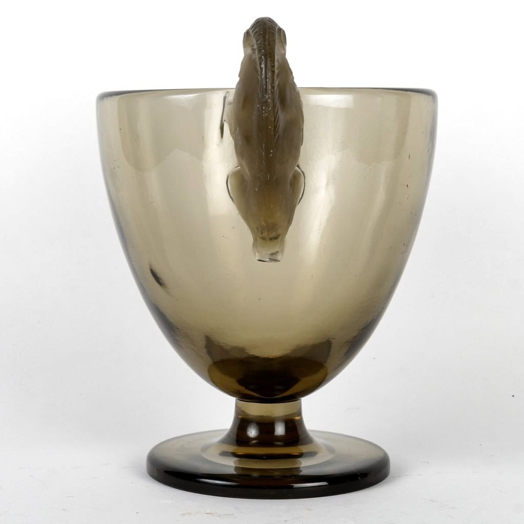 Vase « Béliers » verre gris topaze fumé de René LALIQUE | Biron Vase "Béliers" verre gris topaze fumé de René LALIQUE