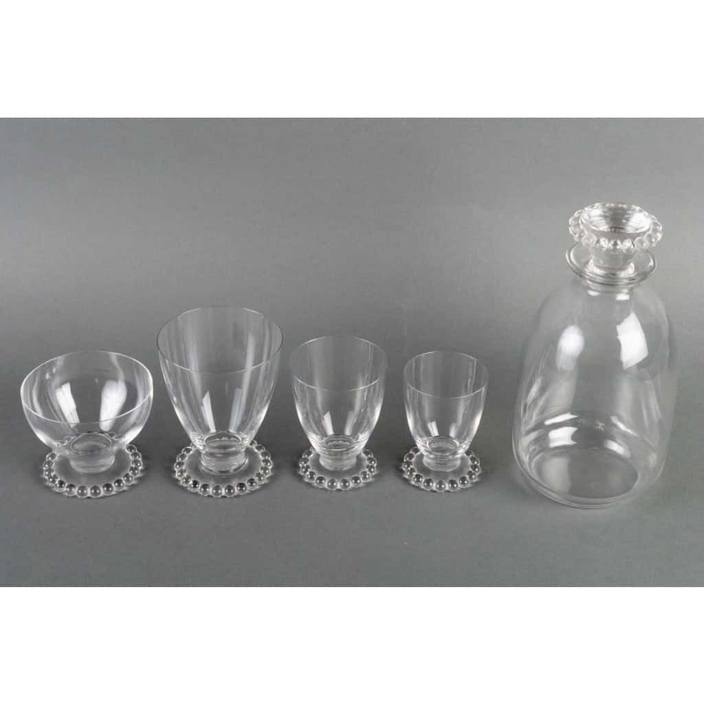 Service « Boules – Andlau » verre blanc de René LALIQUE – 34 pièces | Biron Service "Boules - Andlau" verre blanc de René LALIQUE - 34 pièces