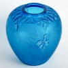 Vase « Alicante » verre bleu électrique de René LALIQUE | Biron Vase "Alicante" verre bleu électrique de René LALIQUE