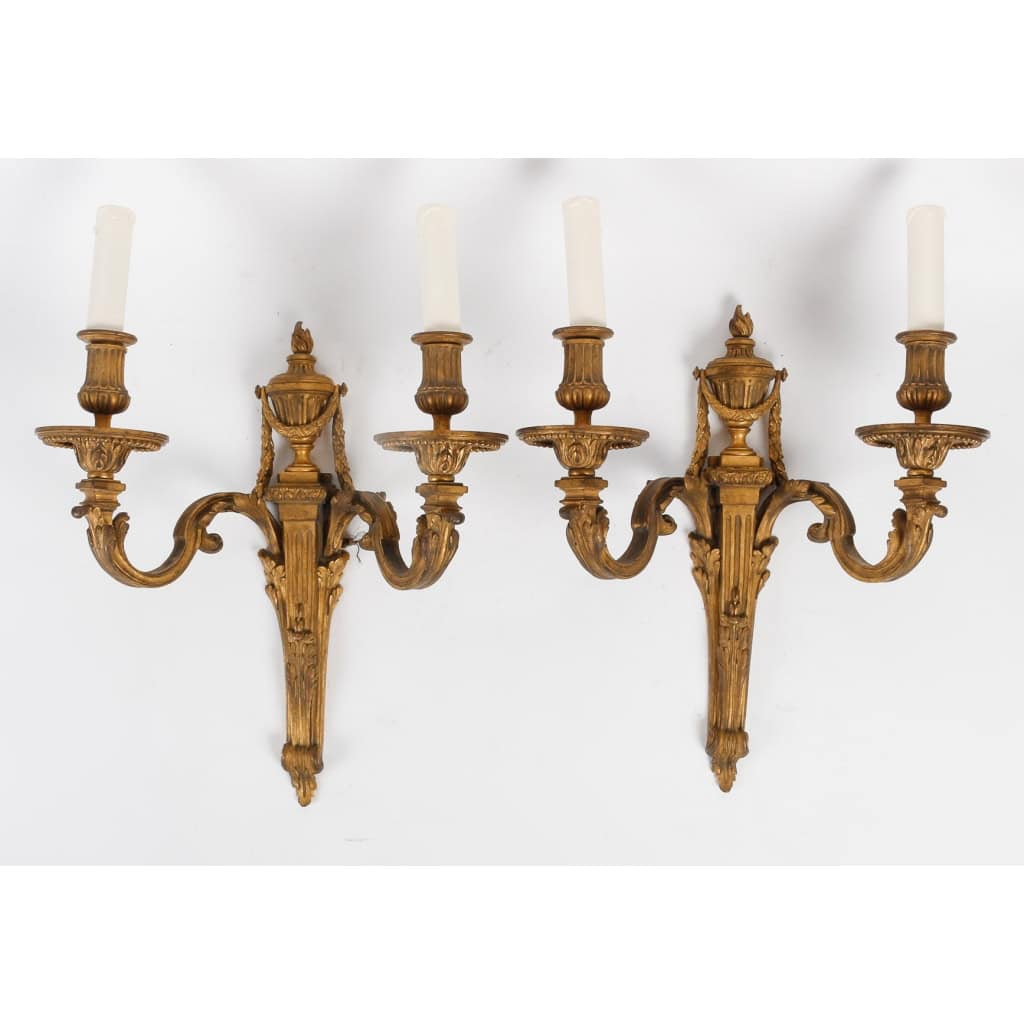 Paire d’Appliques en Bronze Ciselé et Doré Époque Napoléon III d’après Jean-Charles Delafosse (1734-1791) | Biron ||||||||||