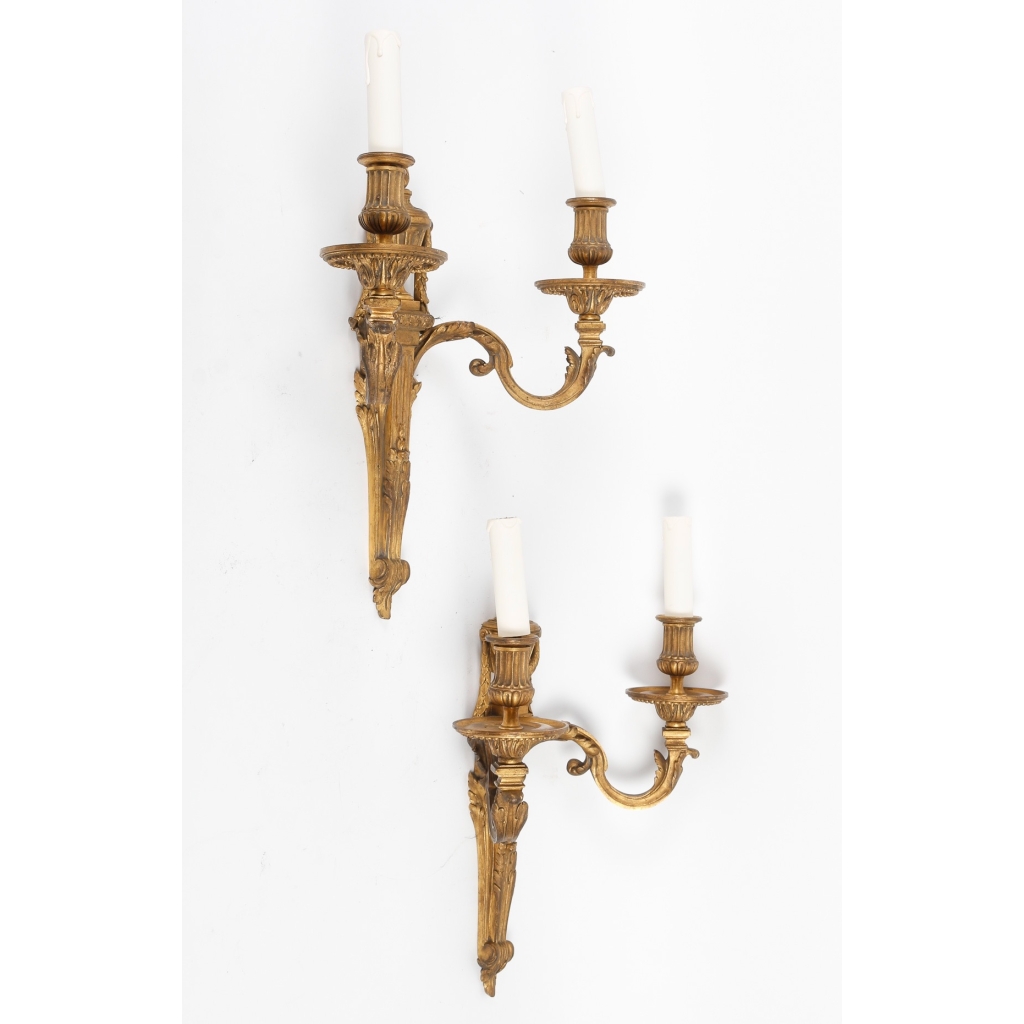 Paire d’Appliques en Bronze Ciselé et Doré Époque Napoléon III d’après Jean-Charles Delafosse (1734-1791) | Biron Paire d'Appliques en Bronze Ciselé et Doré Époque Napoléon III d'après Jean-Charles Delafosse (1734-1791)