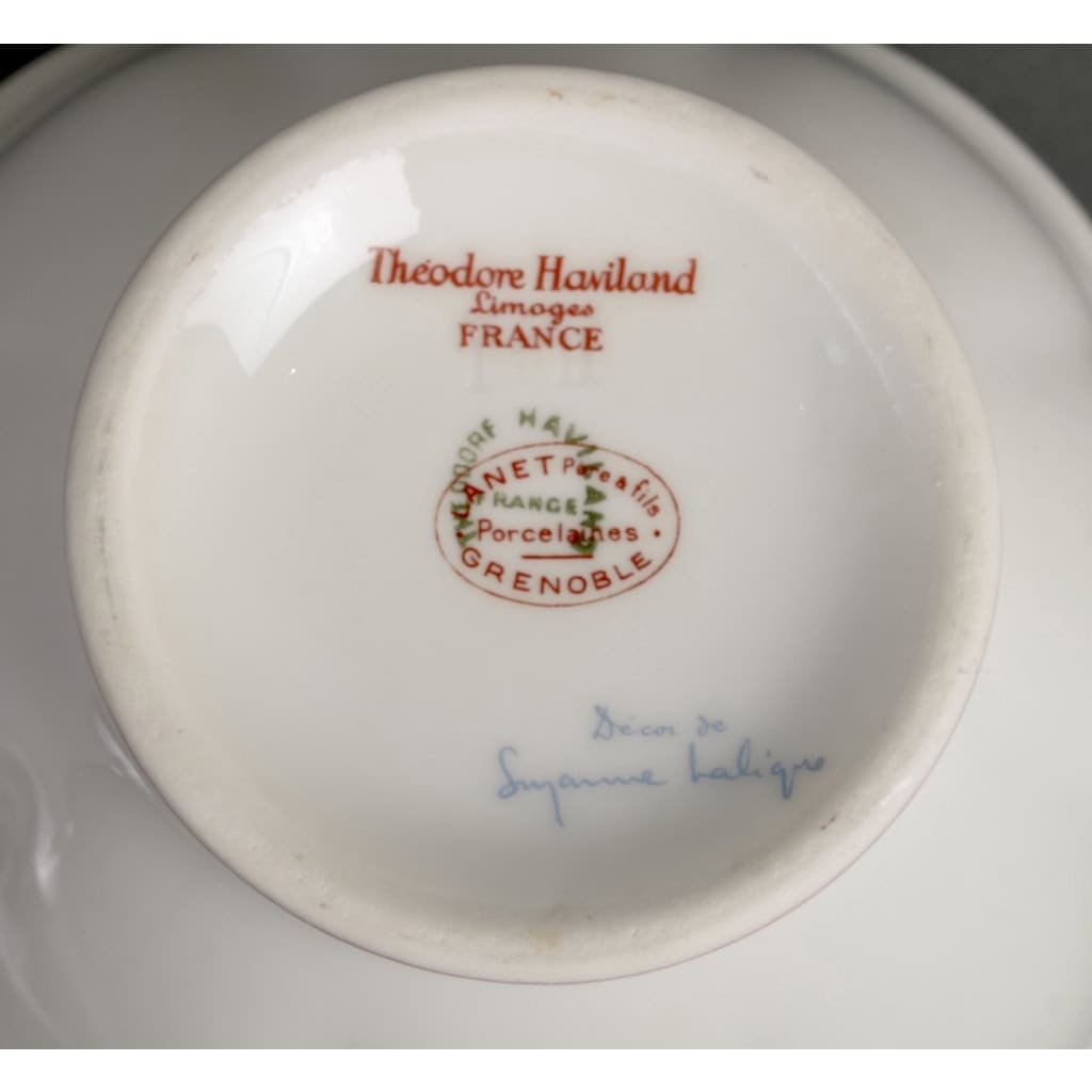 Service Café & Thé « Pois et Nœuds » porcelaine de Limoges de Suzanne Lalique pour Haviland | Biron Service Café & Thé "Pois et Nœuds" porcelaine de Limoges de Suzanne Lalique pour Haviland