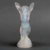 Mascotte « Vitesse » verre opalescent de René LALIQUE | Biron Mascotte "Vitesse" verre opalescent de René LALIQUE